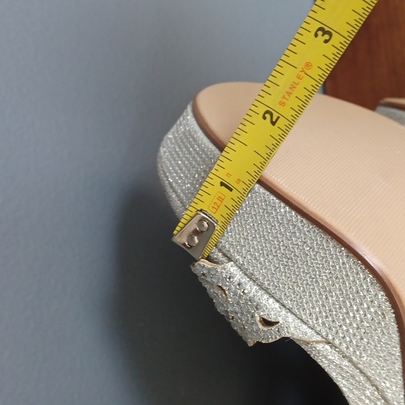 Heels - Picture 12 of 16